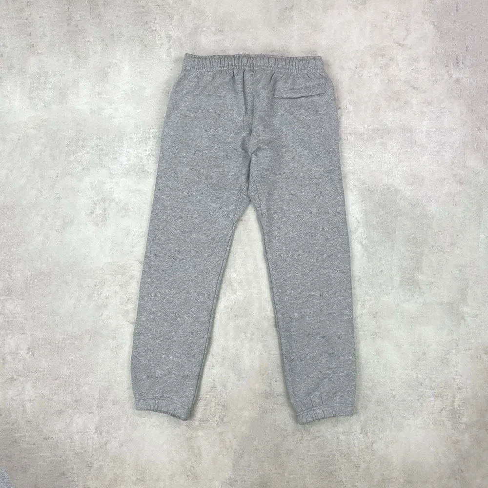 Nike Club Fleece Cuffed Joggers Grey